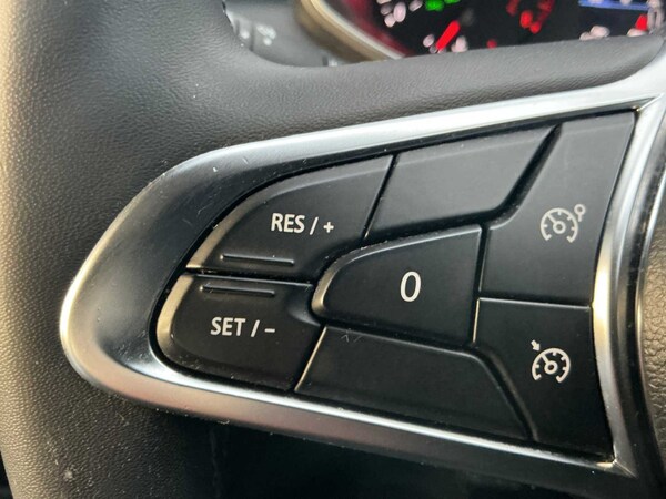 Used Renault Clio 2021 for sale - 76212100: Photo 24