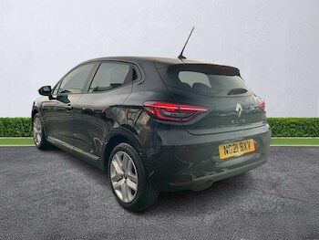 Used Renault Clio 2021 for sale - 76212100: Photo 2