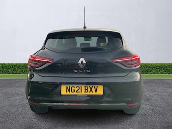 Used Renault Clio 2021 for sale - 76212100: Photo 4