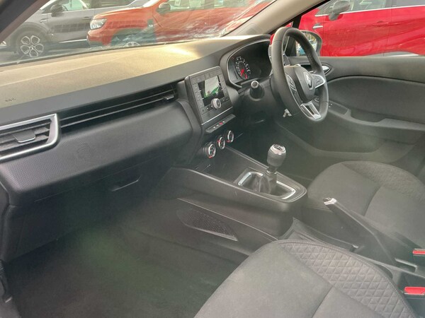 Used Renault Clio 2021 for sale - 76212100: Photo 7