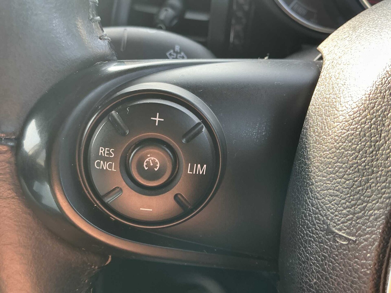 Used MINI Hatch 2017 for sale - 78193048: Photo 24