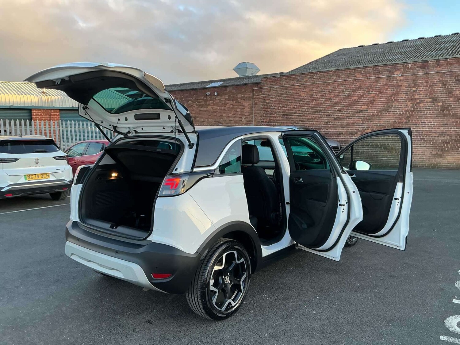 Used Vauxhall Crossland 2021 for sale - 77528914: Photo 32