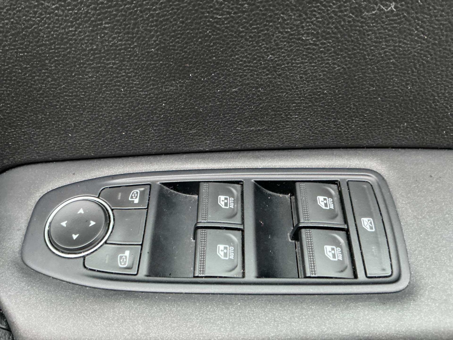 Used Renault Captur 2022 for sale - 76877959: Photo 20