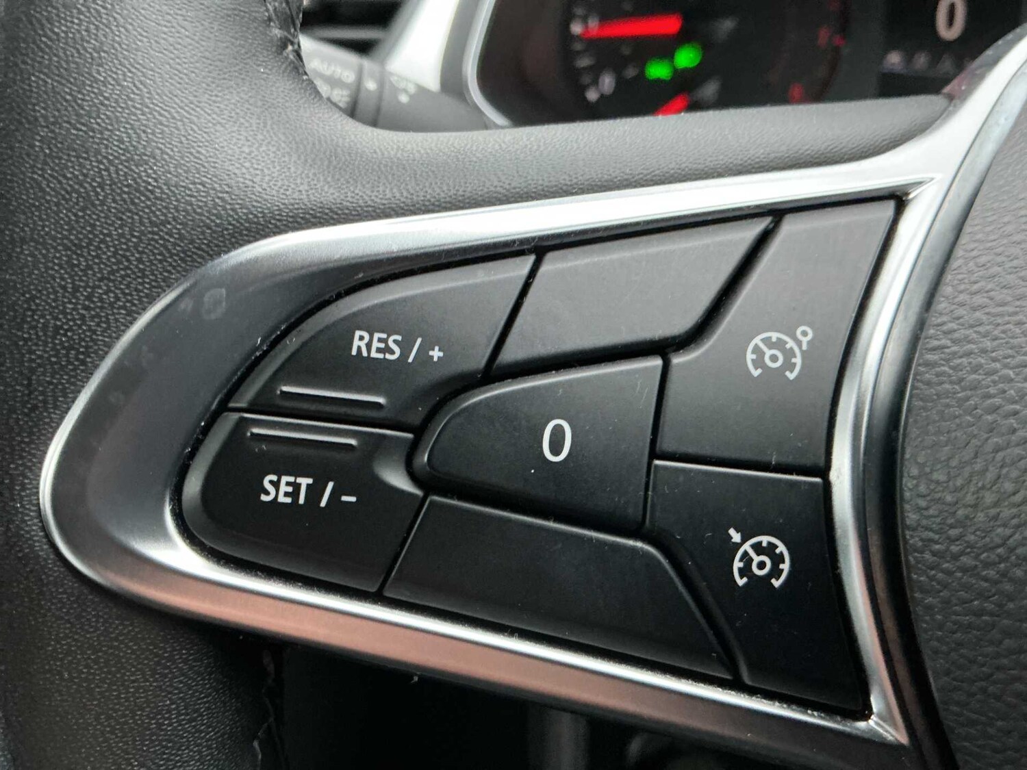 Used Renault Captur 2022 for sale - 76877959: Photo 24