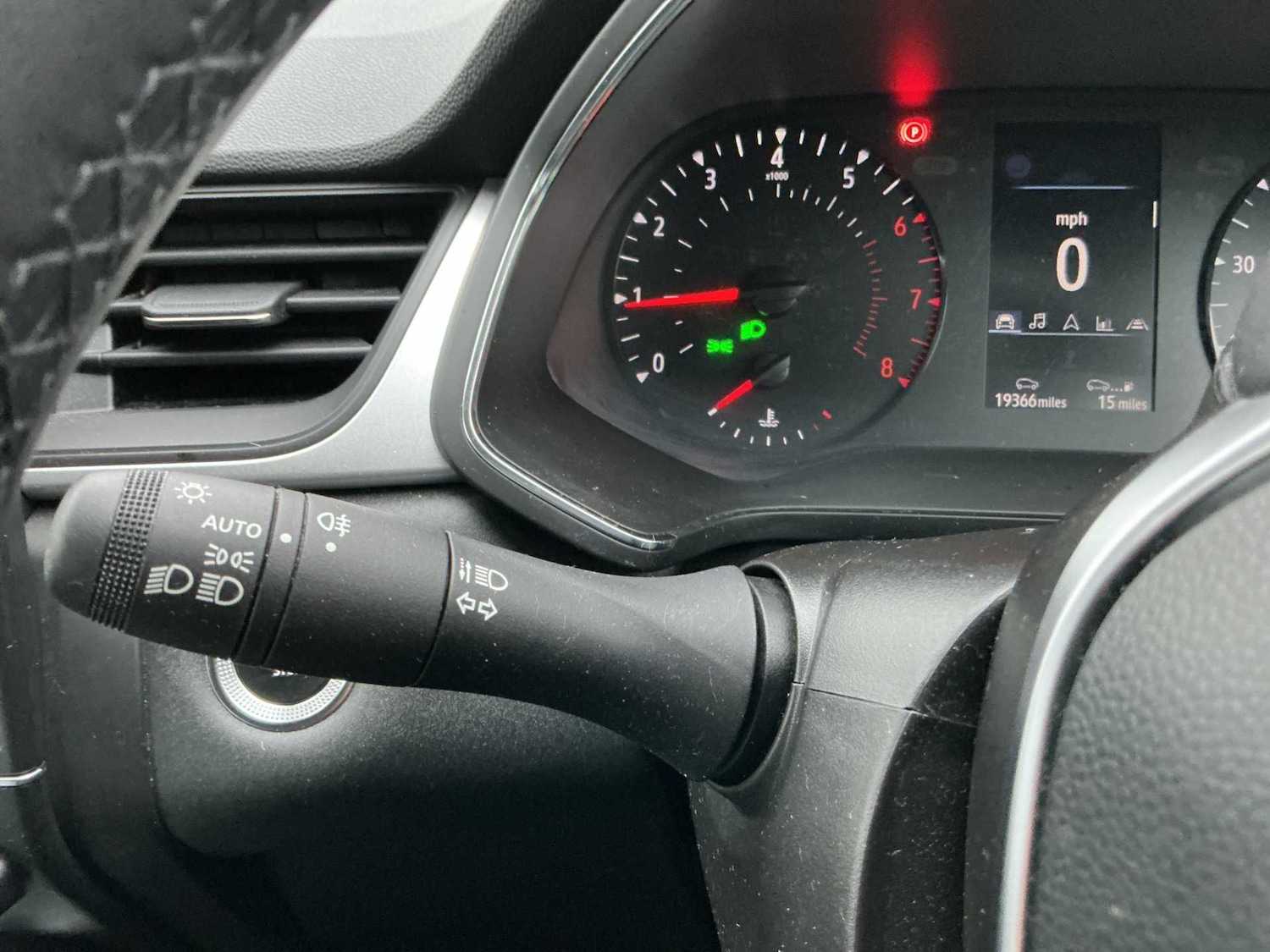 Used Renault Captur 2022 for sale - 76877959: Photo 25