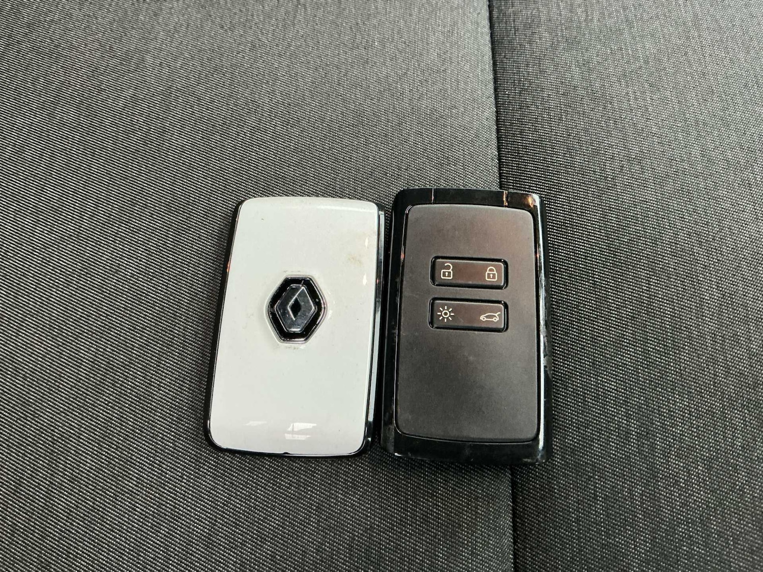 Used Renault Captur 2022 for sale - 76877959: Photo 31