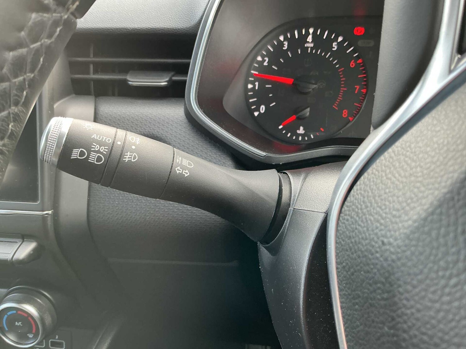 Used Renault Clio 2019 for sale - 78194020: Photo 25