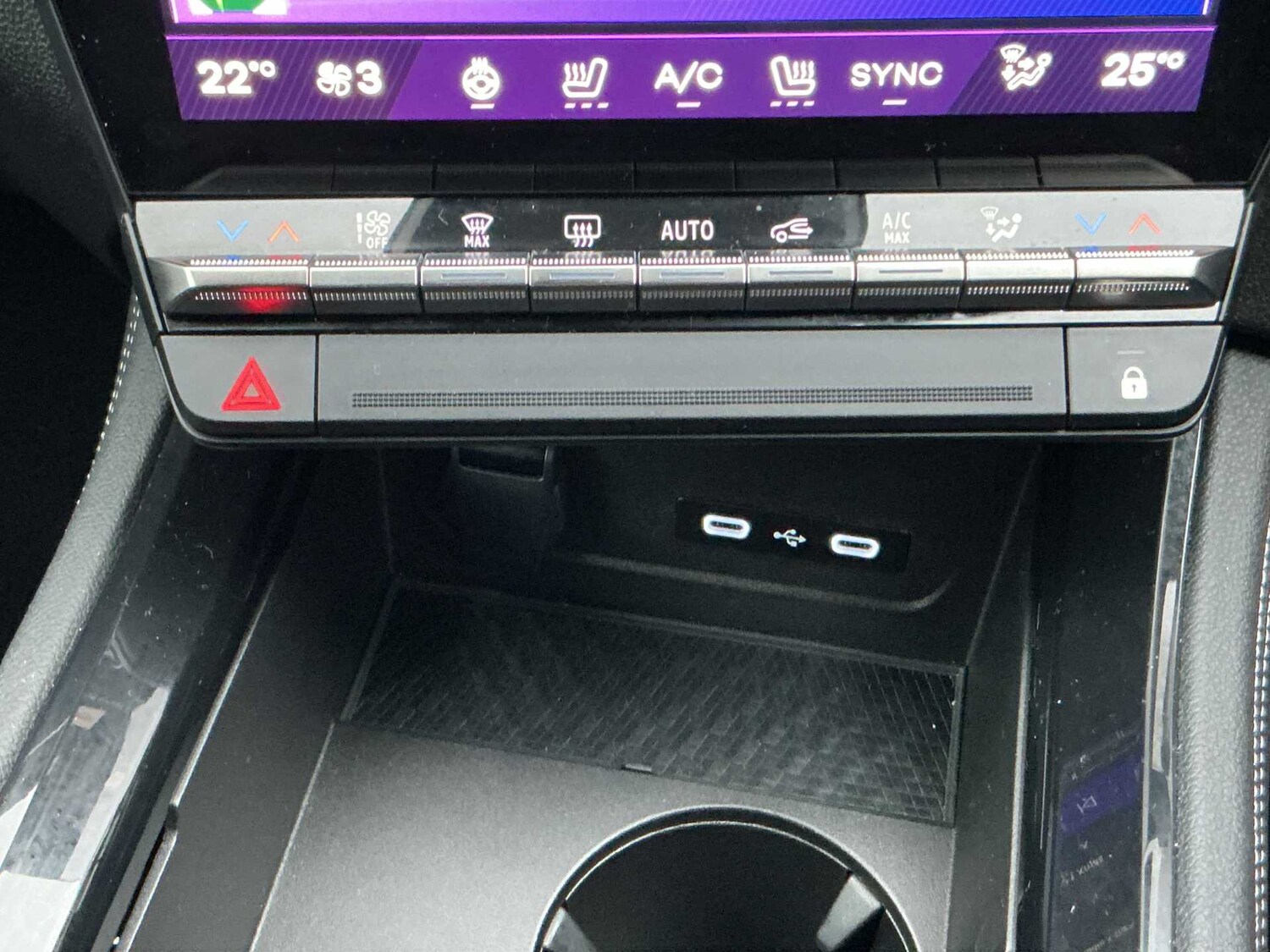 Used Renault Austral 2025 for sale - 77677458: Photo 11