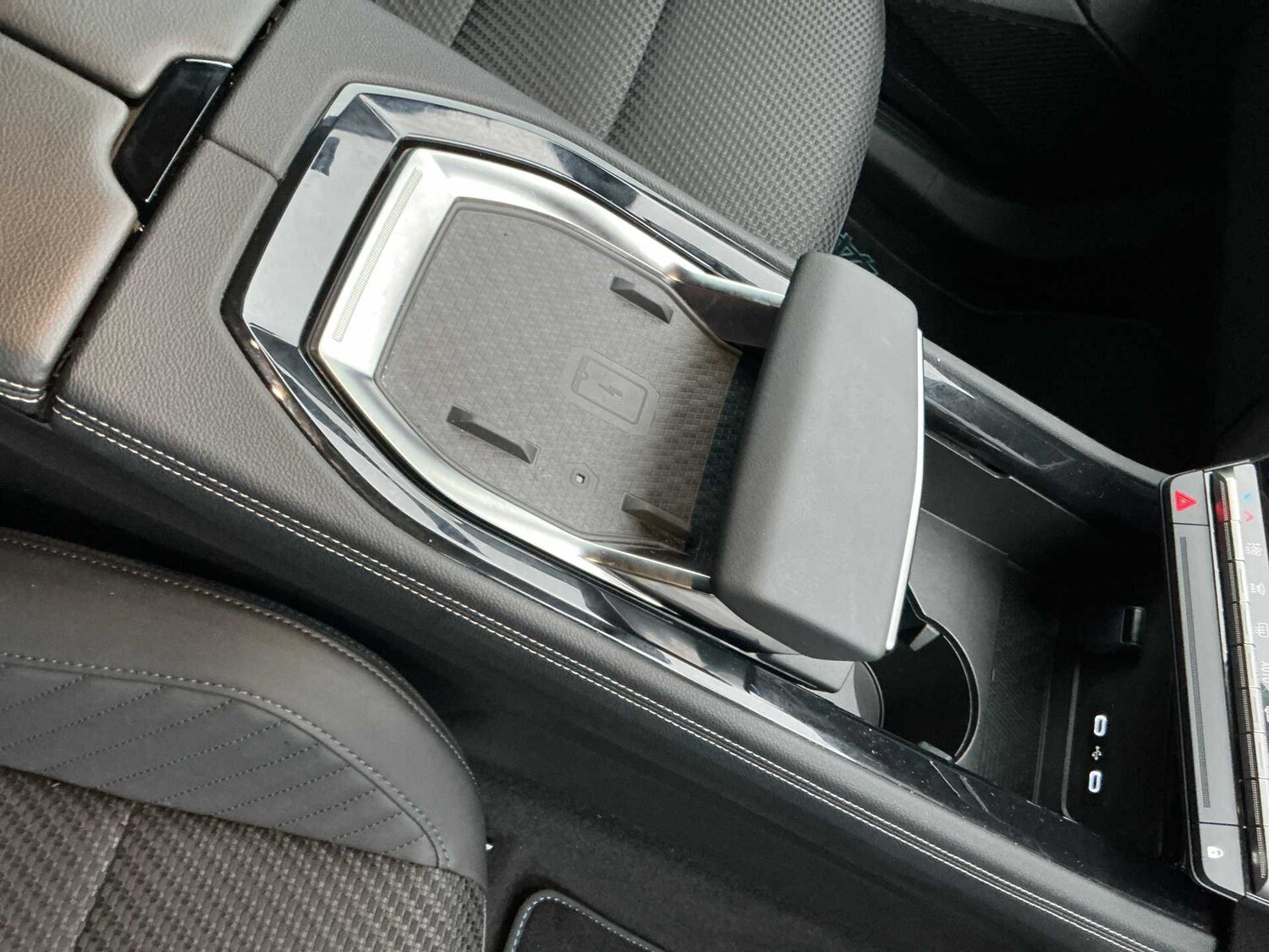 Used Renault Austral 2025 for sale - 77677458: Photo 12