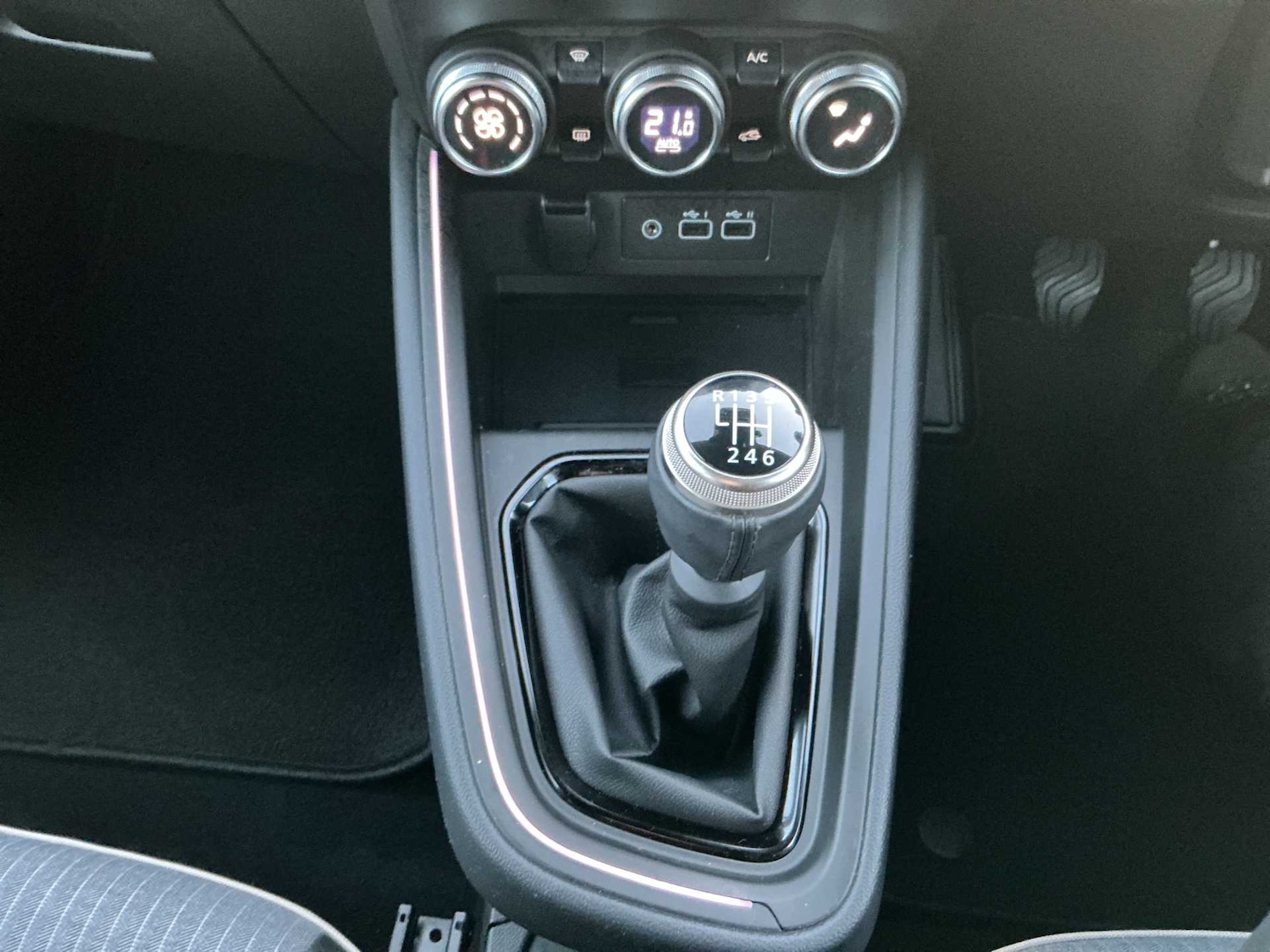 Used Renault Clio 2024 for sale - 77008320: Photo 12