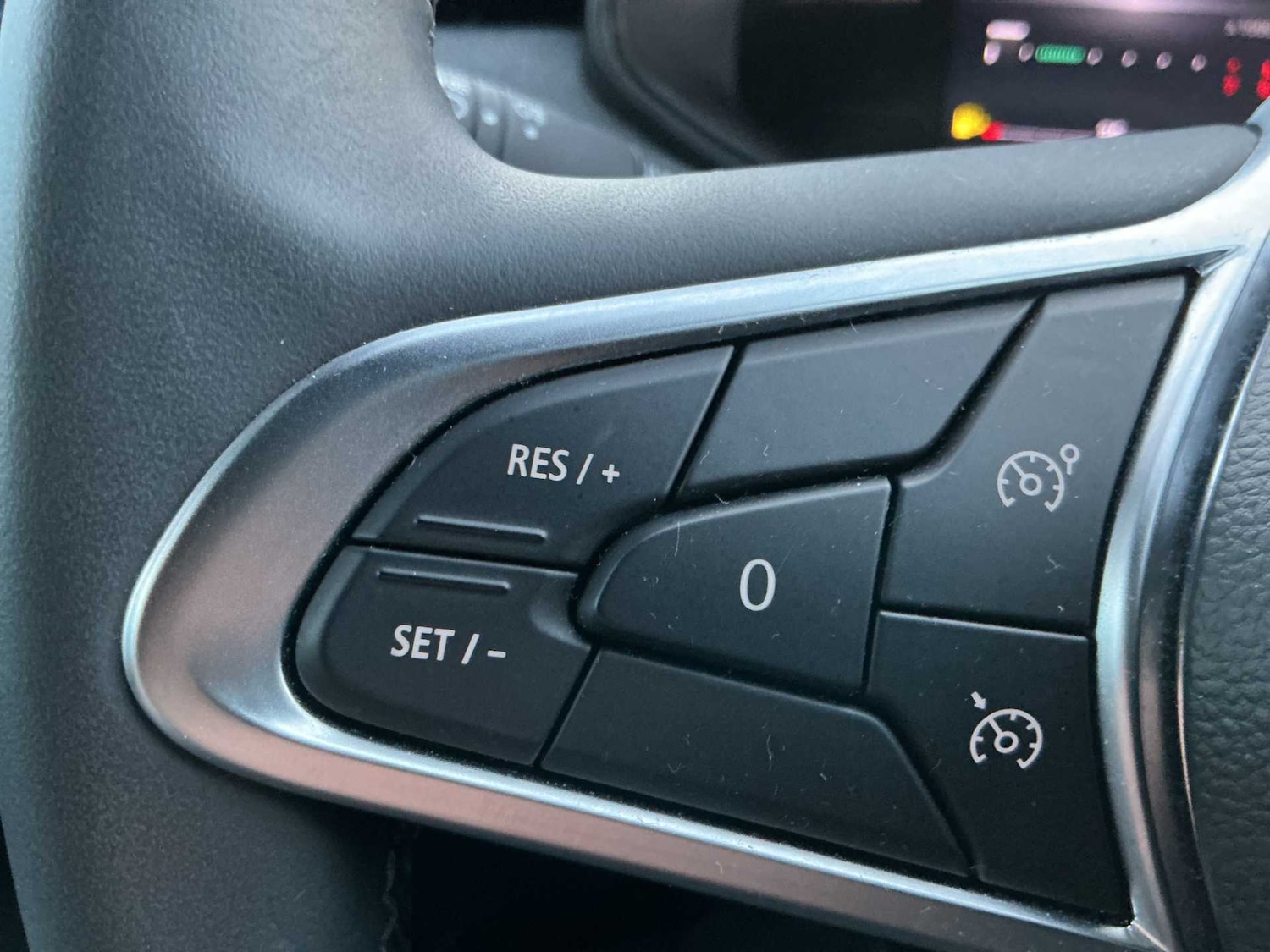 Used Renault Clio 2024 for sale - 77008320: Photo 24