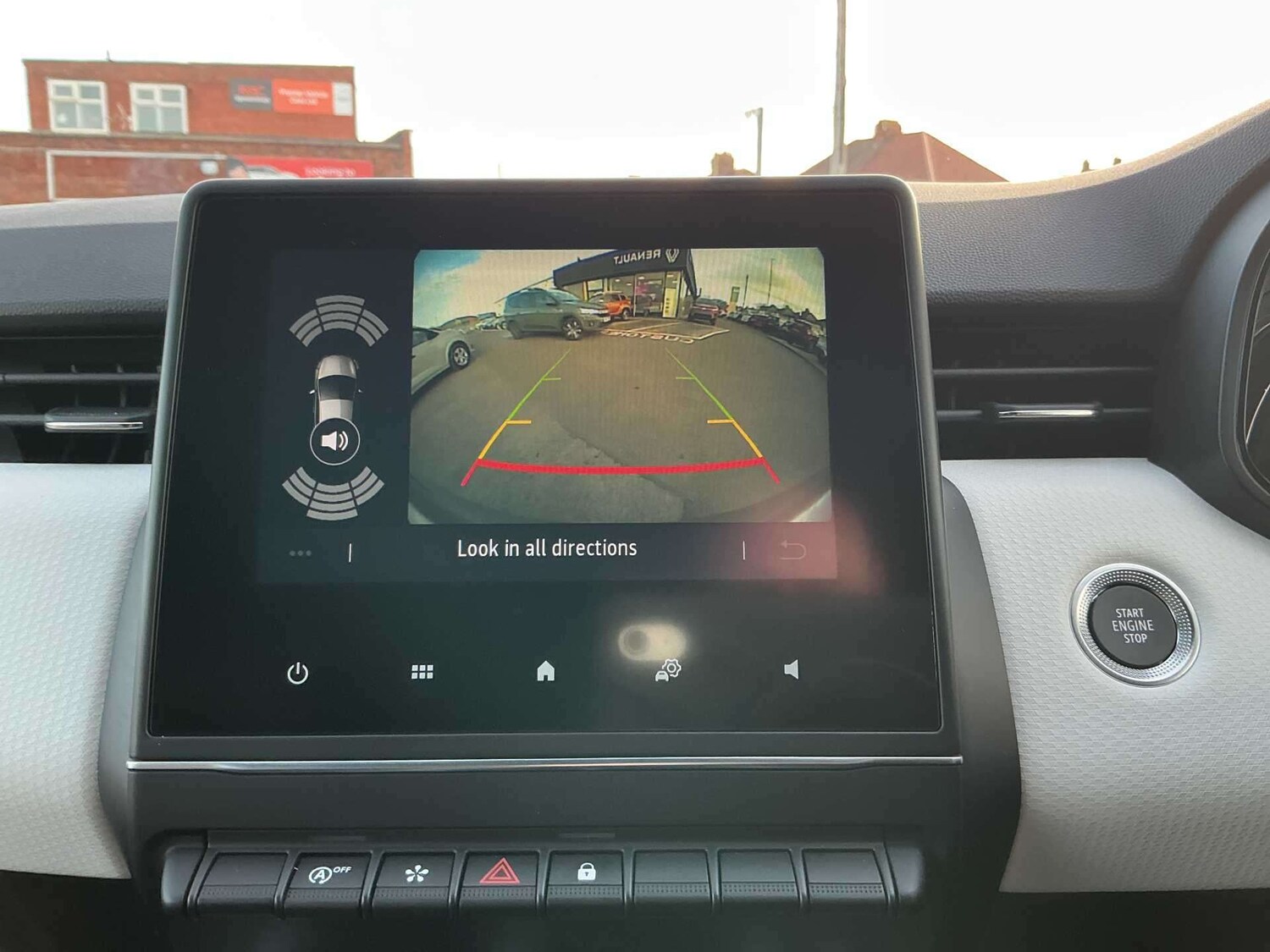 Used Renault Clio 2023 for sale - 77487677: Photo 21