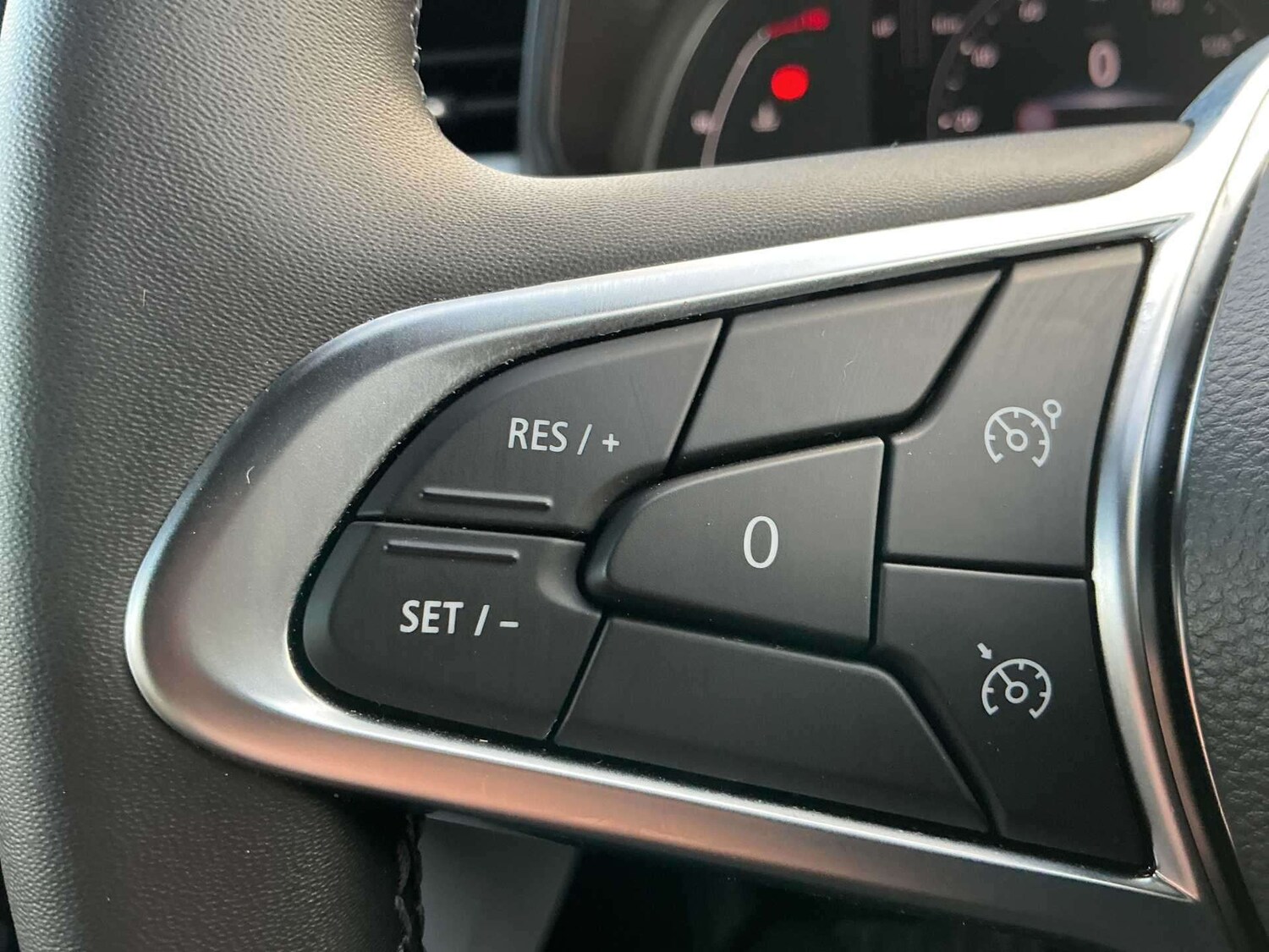 Used Renault Clio 2023 for sale - 77487677: Photo 24