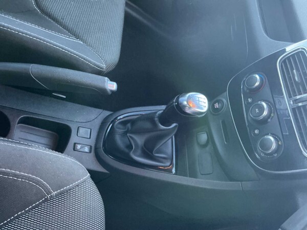 Used Renault Clio 2017 for sale - 76101425: Photo 12