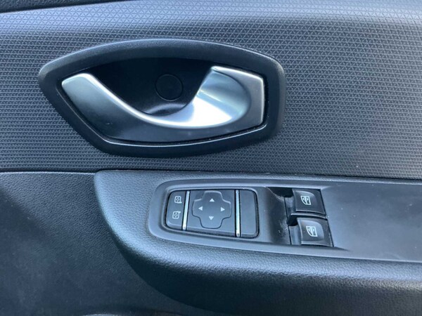Used Renault Clio 2017 for sale - 76101425: Photo 20
