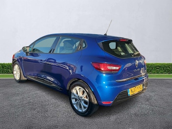 Used Renault Clio 2017 for sale - 76101425: Photo 2