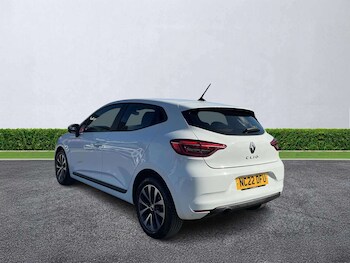 Used Renault Clio 2022 for sale - 78312105: Photo