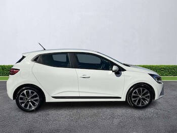 Used Renault Clio 2022 for sale - 78312105: Photo