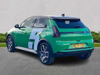 Used Renault 5 E-Tech electric 2025 for sale - 75435929: Photo
