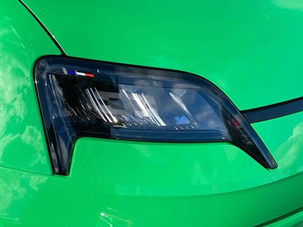Used Renault 5 E-Tech electric 2025 for sale - 75435929: Photo 32