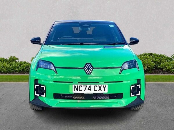 Used Renault 5 E-Tech electric 2025 for sale - 75435929: Photo 5