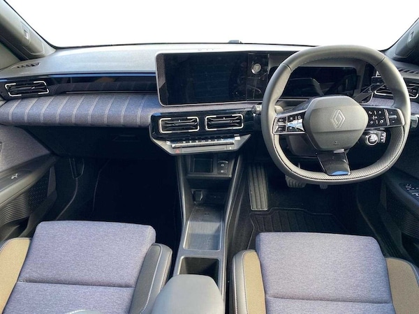 Used Renault 5 E-Tech electric 2025 for sale - 75435929: Photo 8