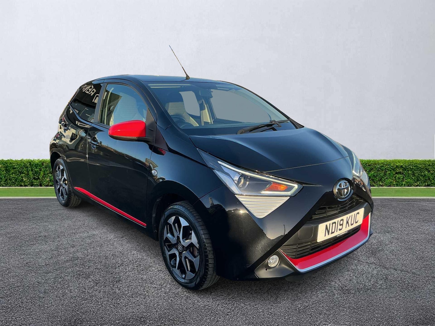 Used Toyota AYGO 2019 for sale - 76860078: Photo 1
