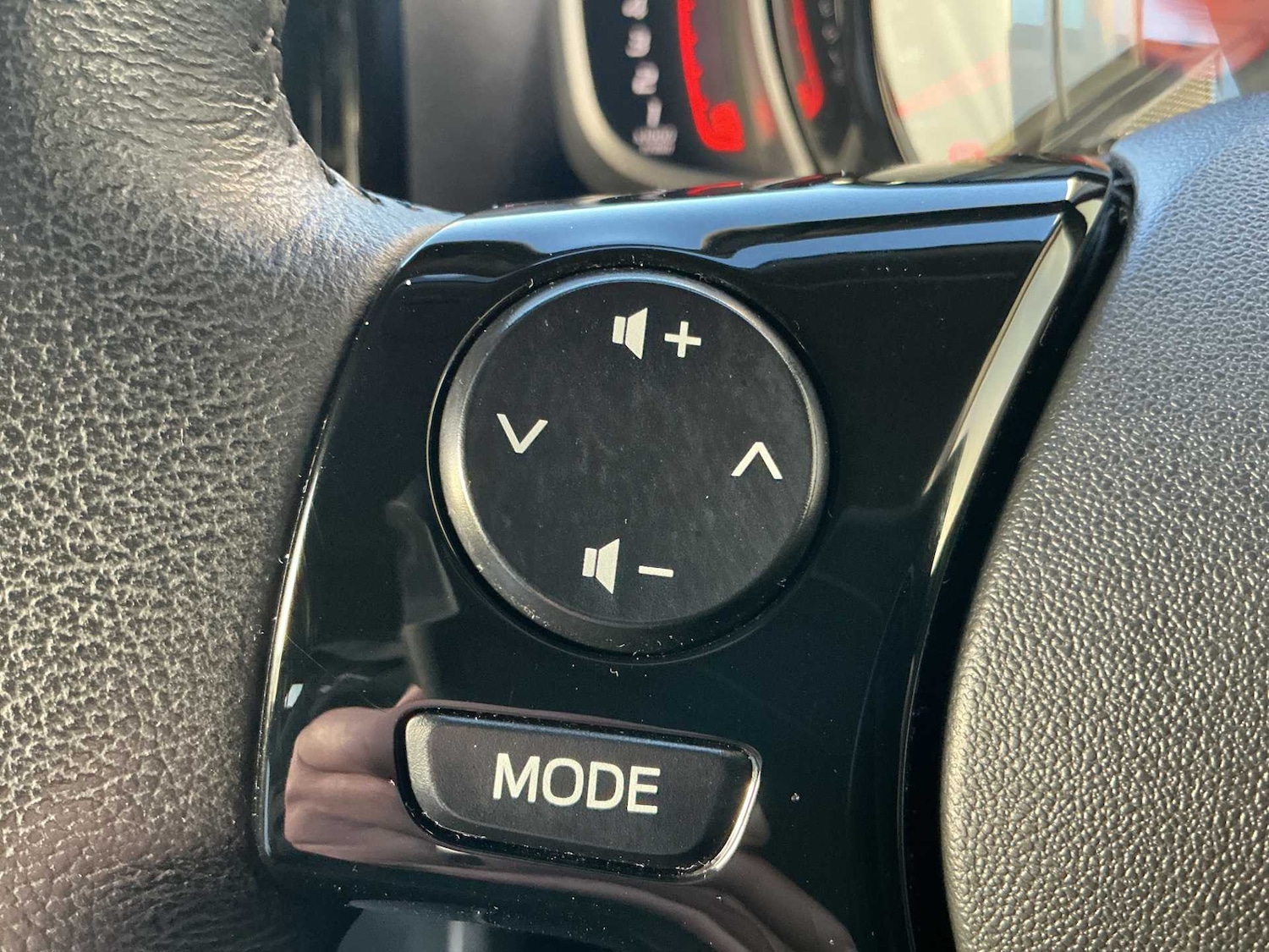 Used Toyota AYGO 2019 for sale - 76860078: Photo 24