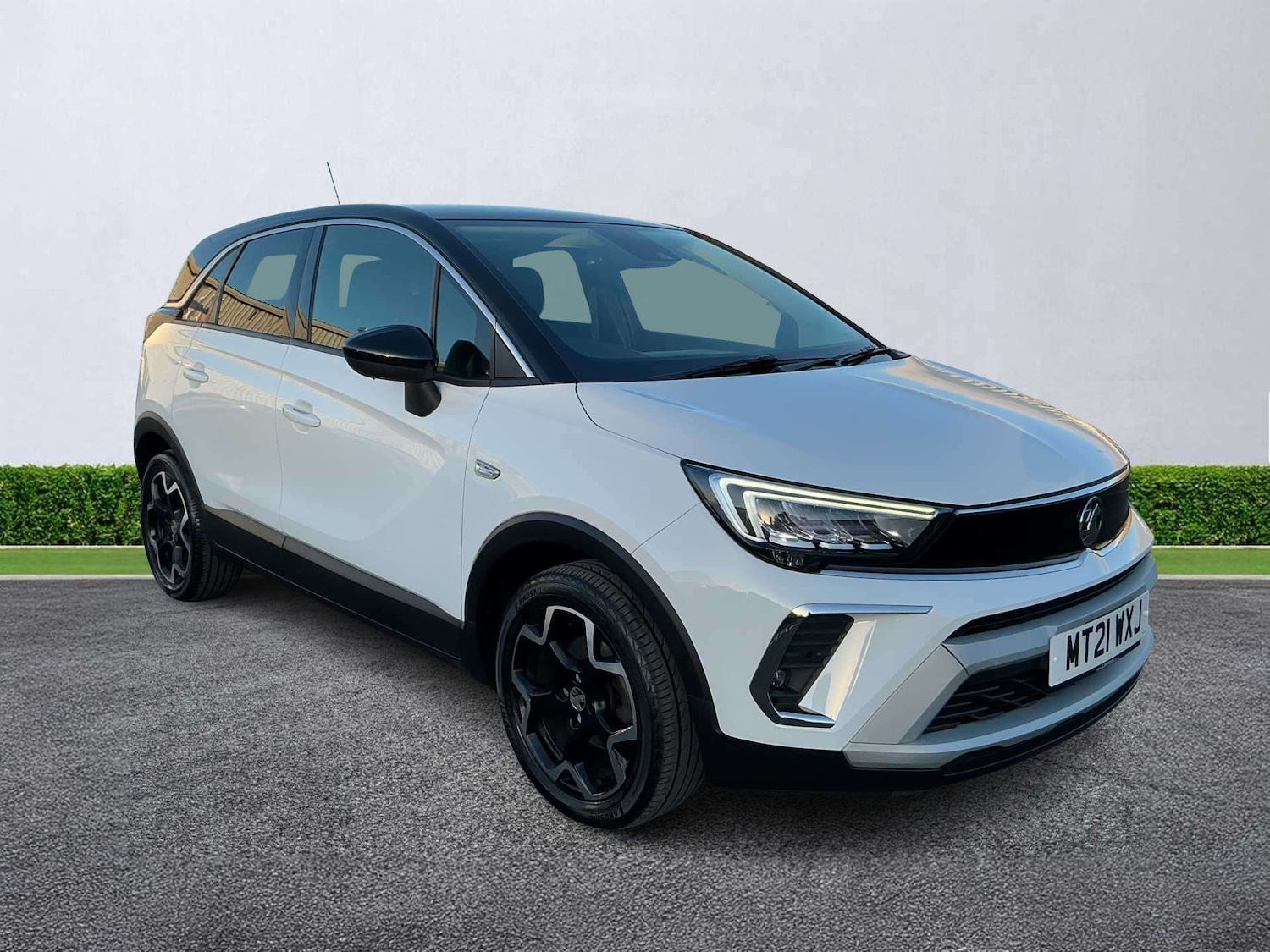 Used Vauxhall Crossland 2021 for sale - 77094672: Photo 1