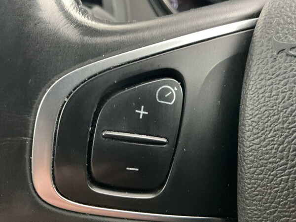 Used Renault Captur 2019 for sale - 76293133: Photo 24