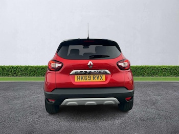 Used Renault Captur 2019 for sale - 76293133: Photo