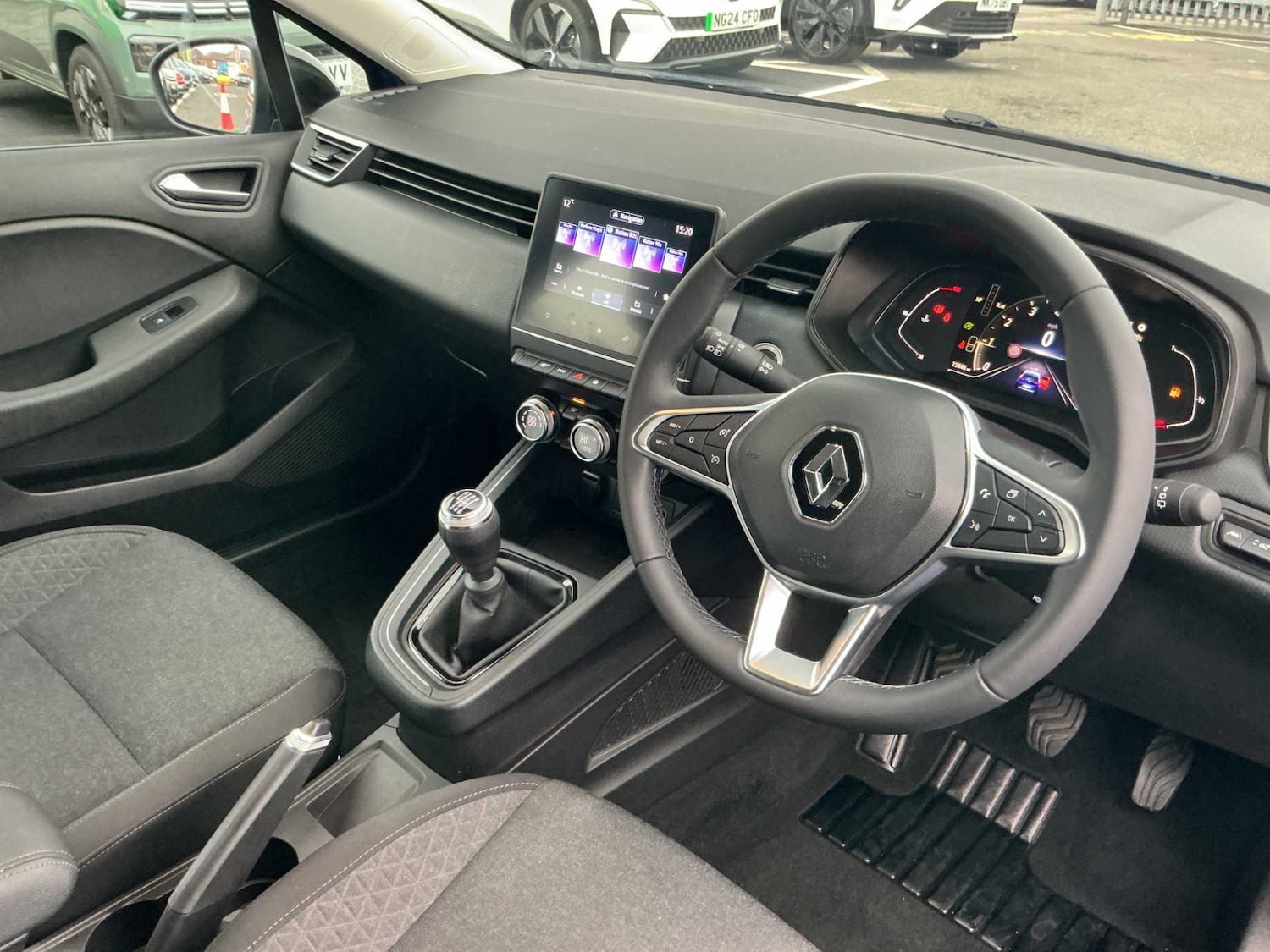 Used Renault Clio 2022 for sale - 76324627: Photo 14