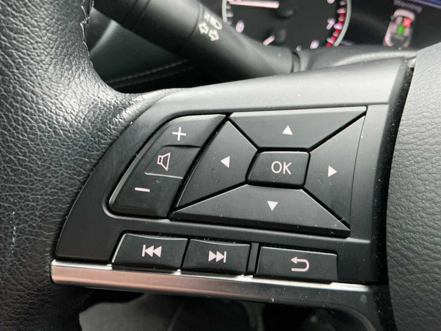 Used Nissan Juke 2022 for sale - 77830502: Photo 24