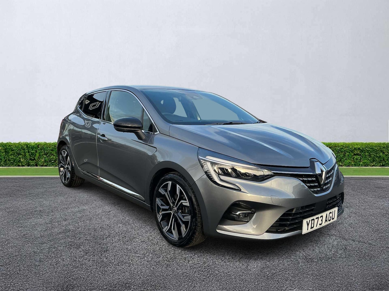 Used Renault Clio 2023 for sale - 76911269: Photo 1