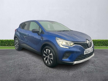 Used Renault Captur 2024 for sale - 76770083: Photo