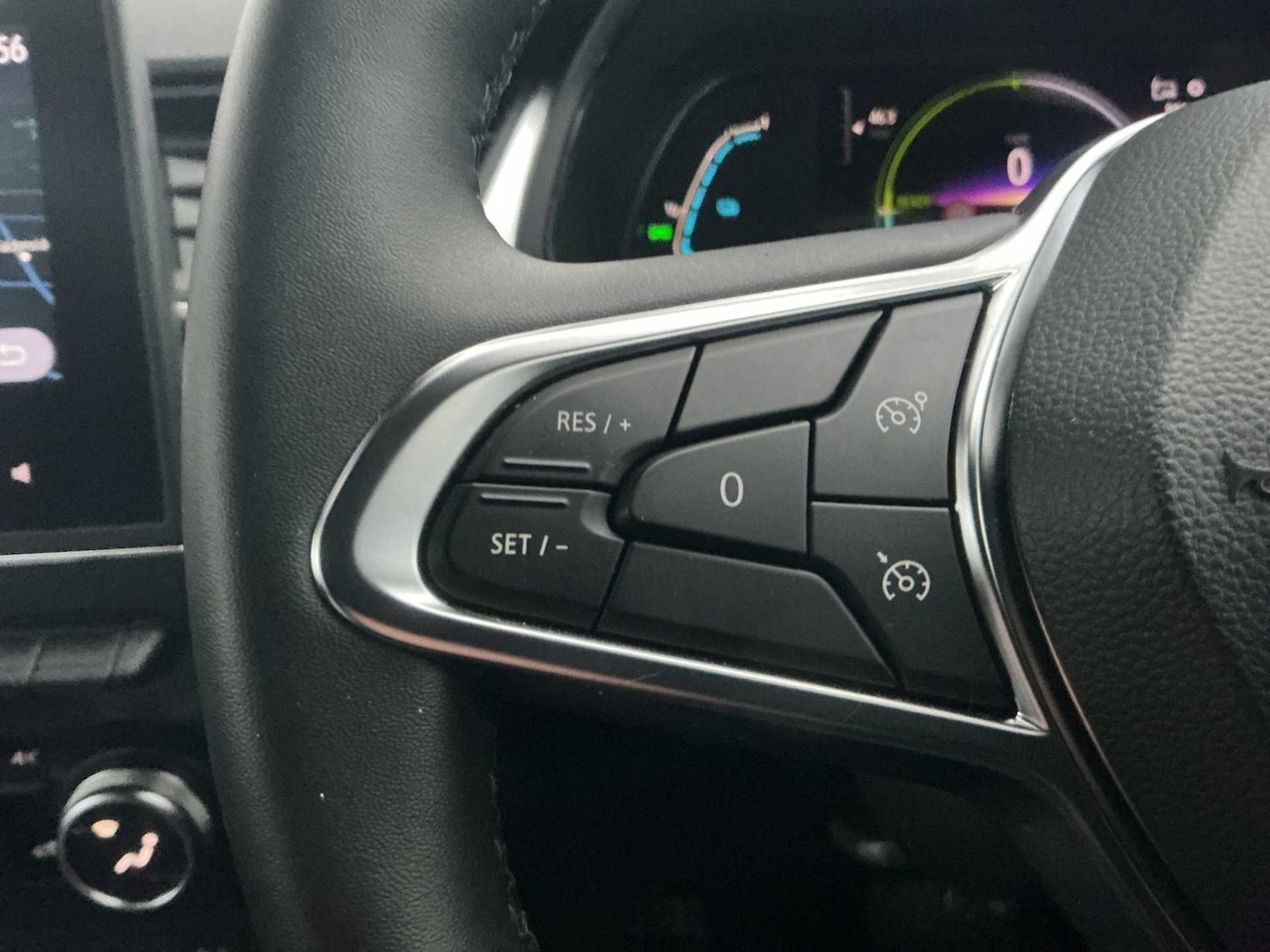 Used Renault Captur 2024 for sale - 76770083: Photo 24