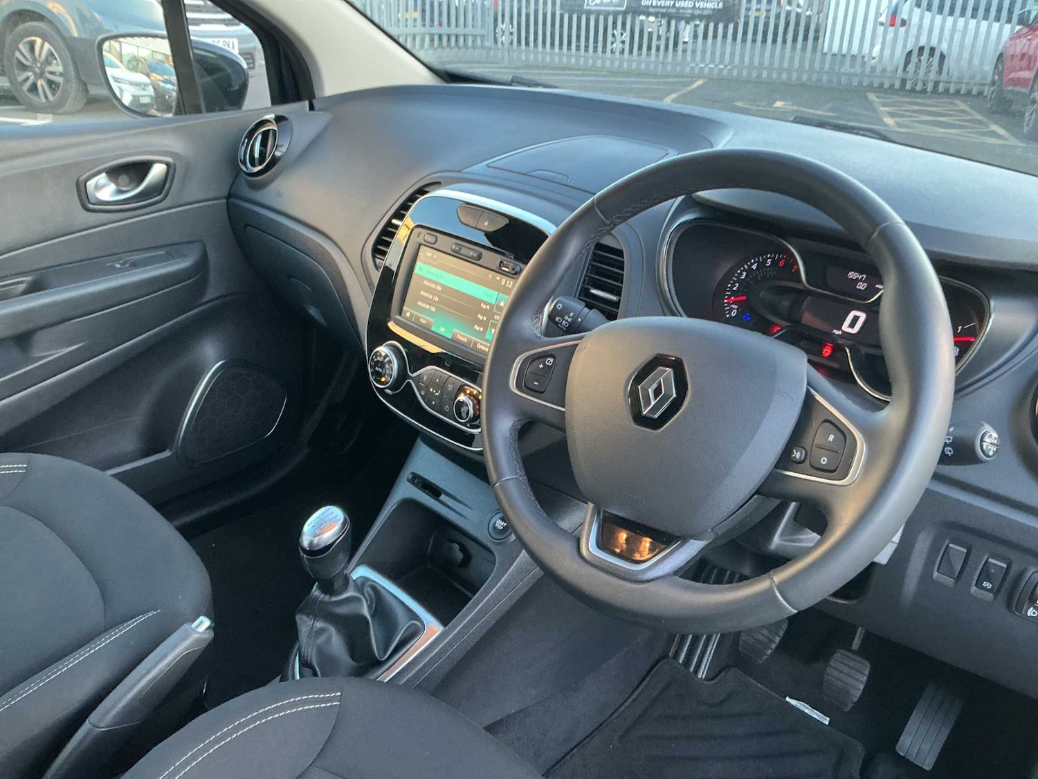 Used Renault Captur 2019 for sale - 77085528: Photo 14