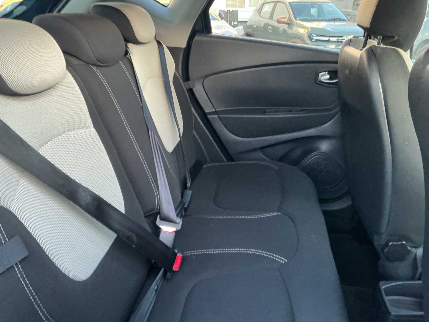 Used Renault Captur 2019 for sale - 77085528: Photo 15