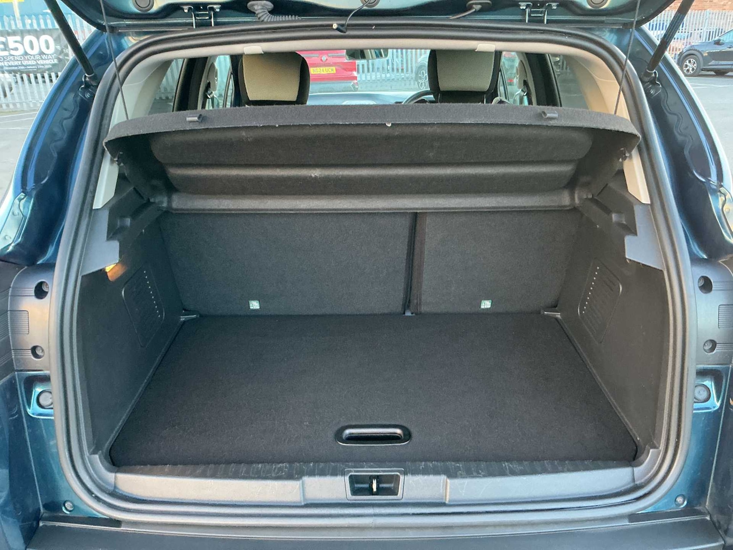 Used Renault Captur 2019 for sale - 77085528: Photo 16