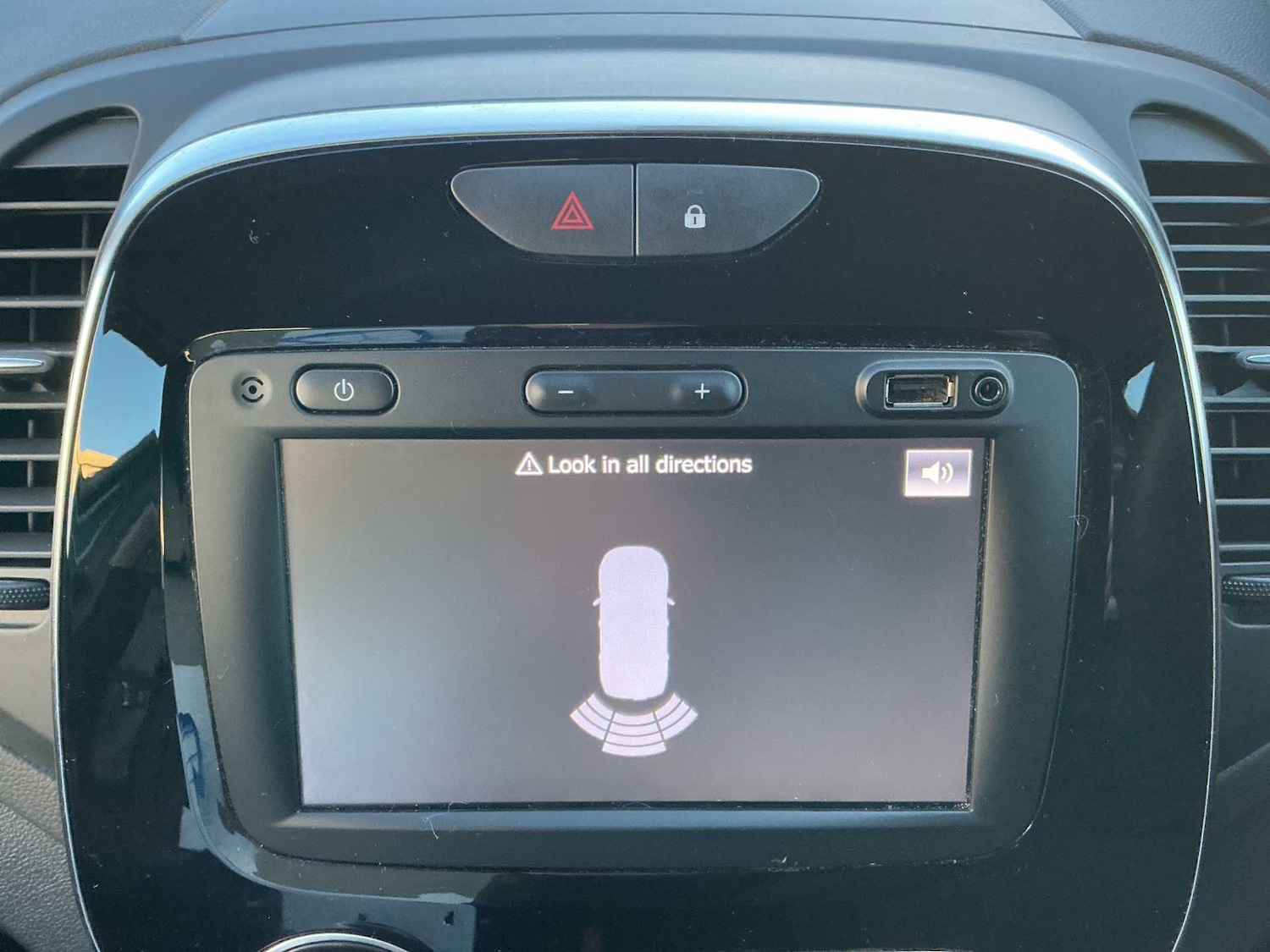 Used Renault Captur 2019 for sale - 77085528: Photo 21