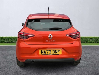 Used Renault Clio 2023 for sale - 79060272: Photo