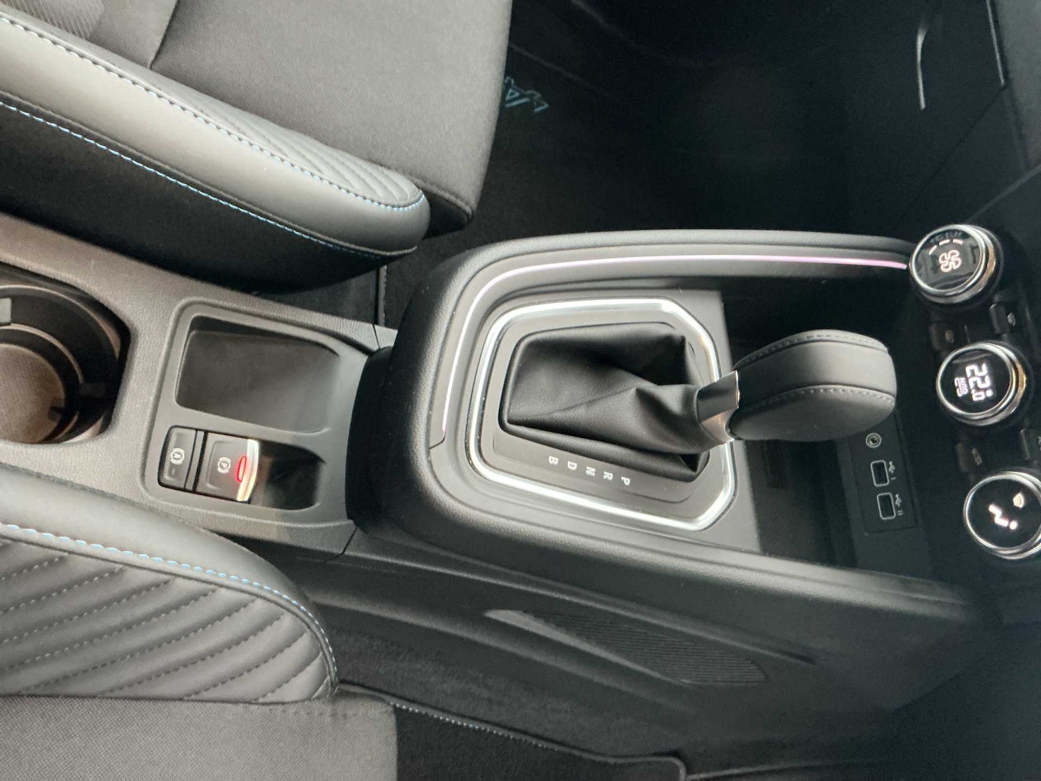 Used Renault Clio 2024 for sale - 76543036: Photo 12