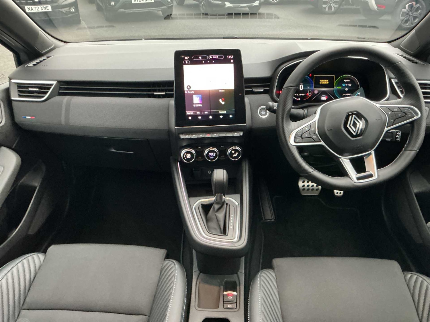 Used Renault Clio 2024 for sale - 76543036: Photo 8