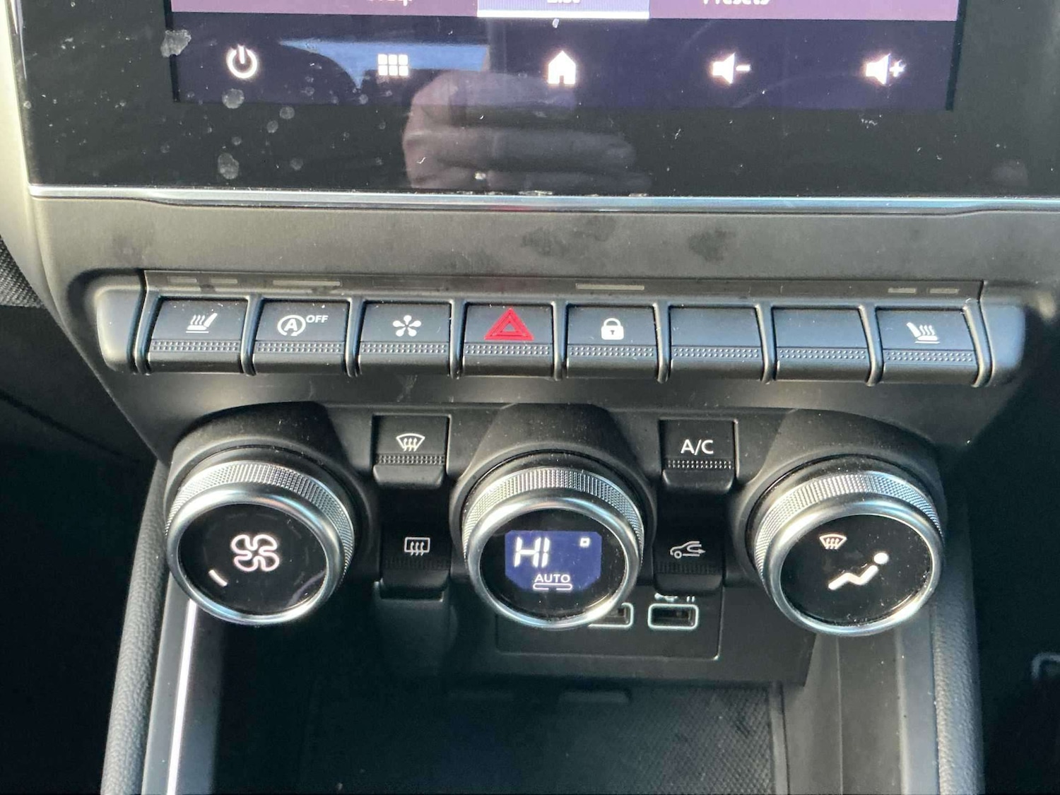 Used Renault Clio 2025 for sale - 77487533: Photo 11