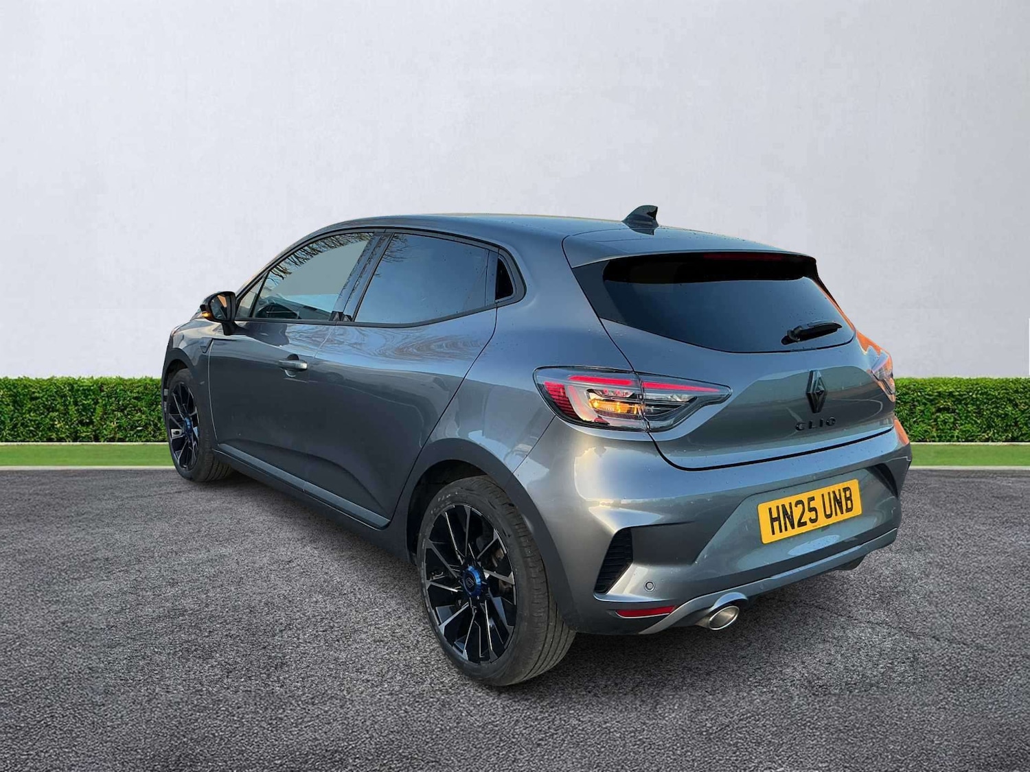 Used Renault Clio 2025 for sale - 77487533: Photo 17