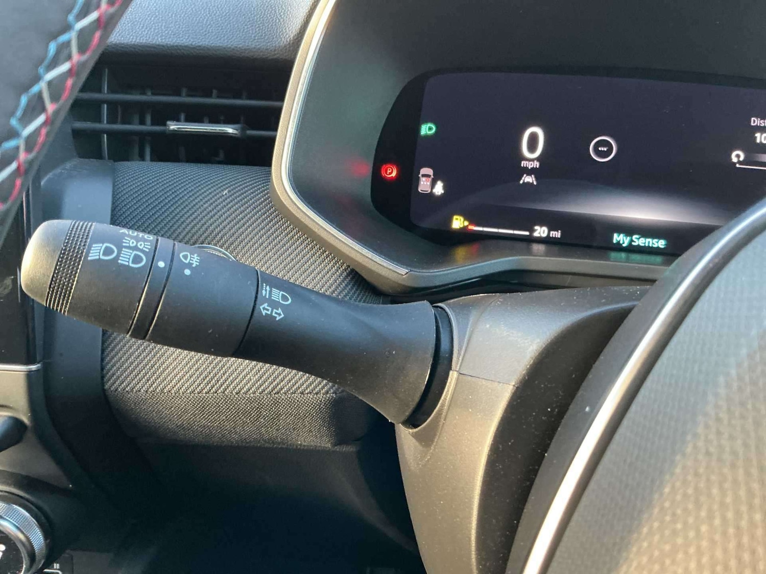 Used Renault Clio 2025 for sale - 77487533: Photo 25