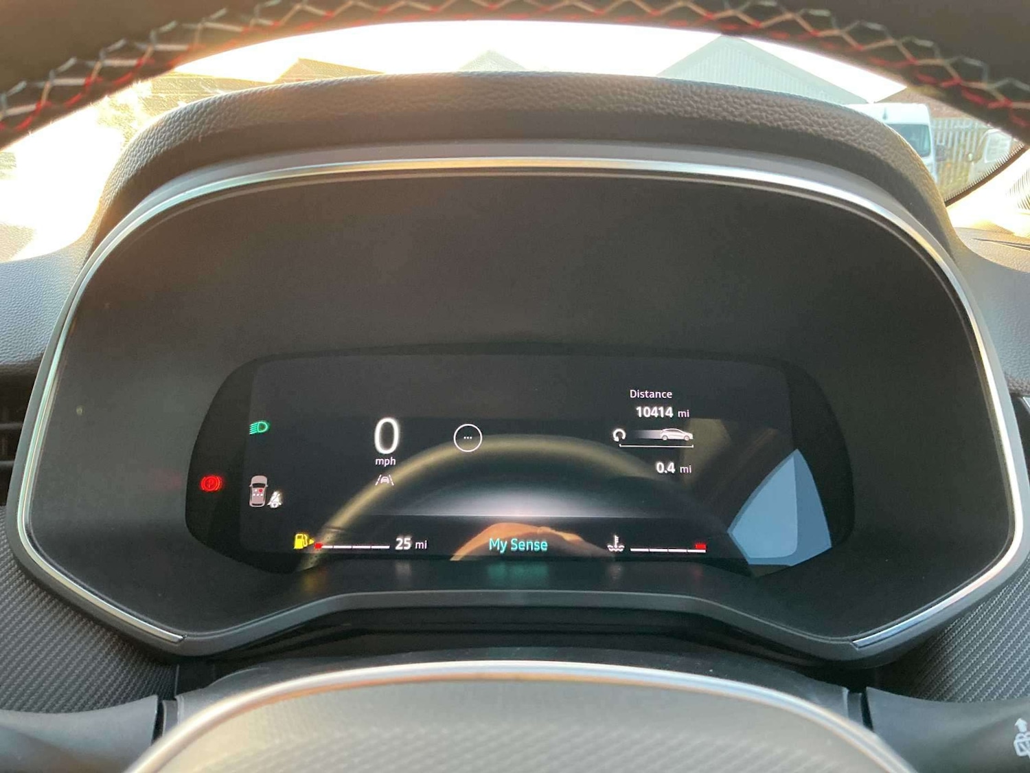 Used Renault Clio 2025 for sale - 77487533: Photo 9