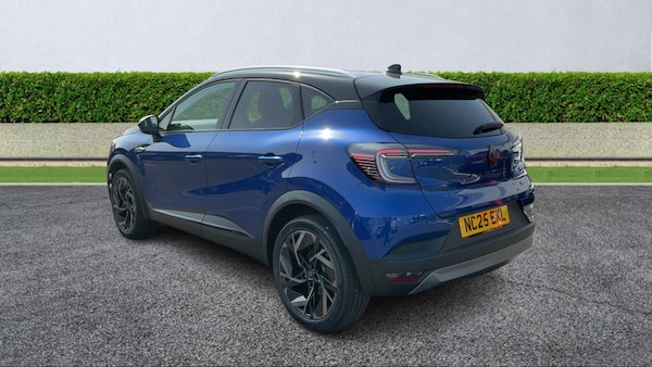 Used Renault Captur 2025 for sale - 75575589: Photo 2