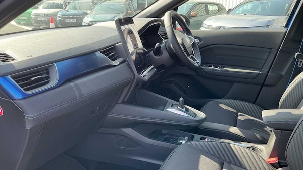 Used Renault Captur 2025 for sale - 75575589: Photo 7