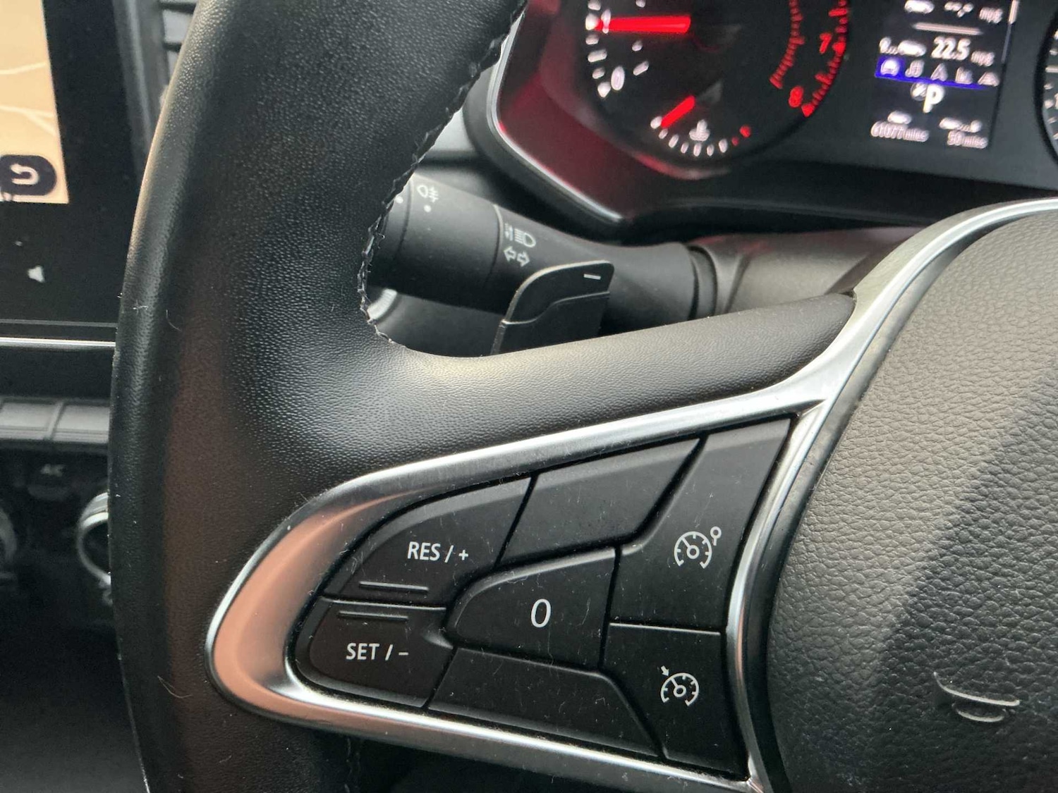 Used Renault Captur 2020 for sale - 76864032: Photo 24